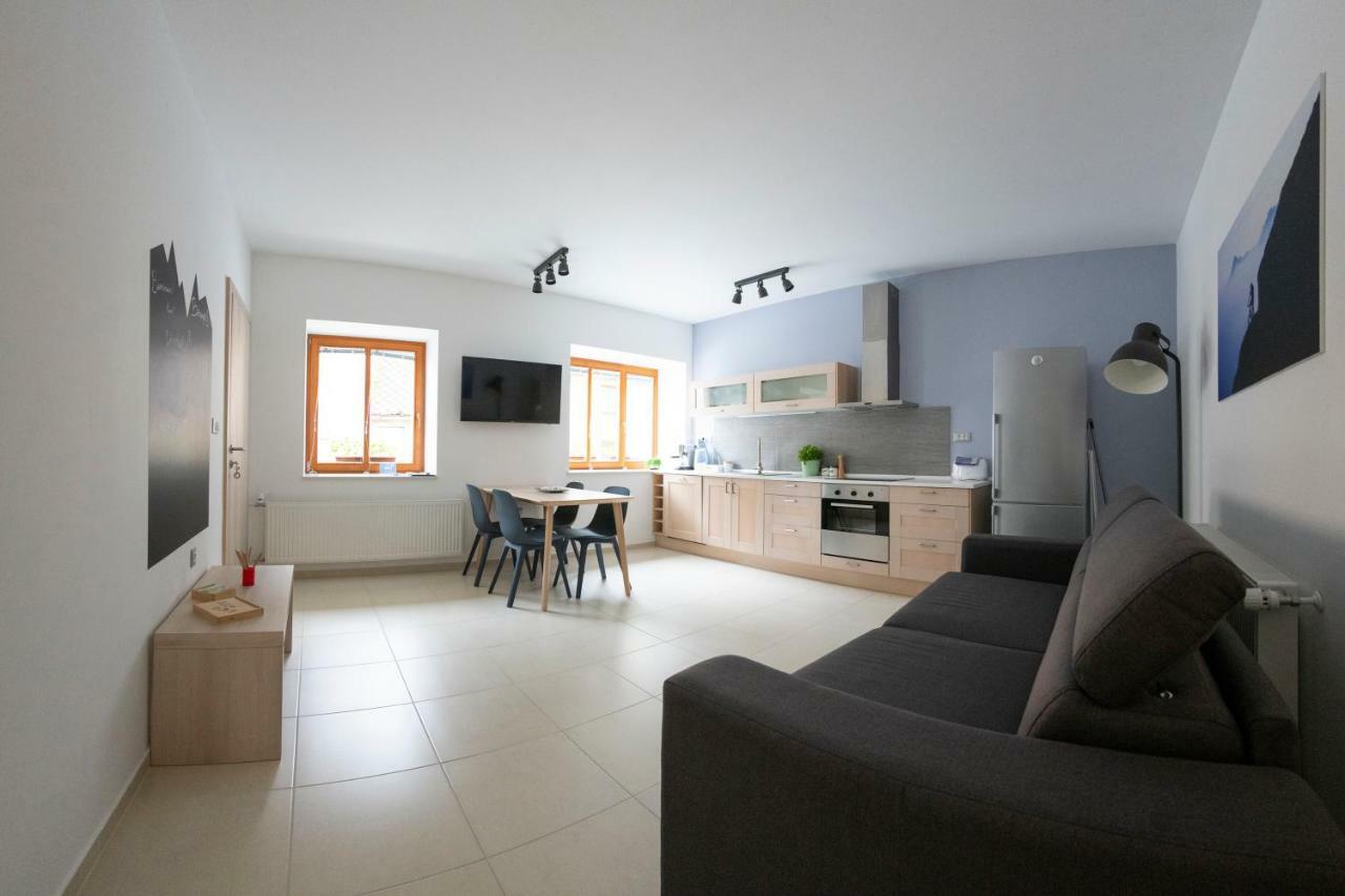 Apartamento Hisa Urska Log pod Mangartom Exterior foto
