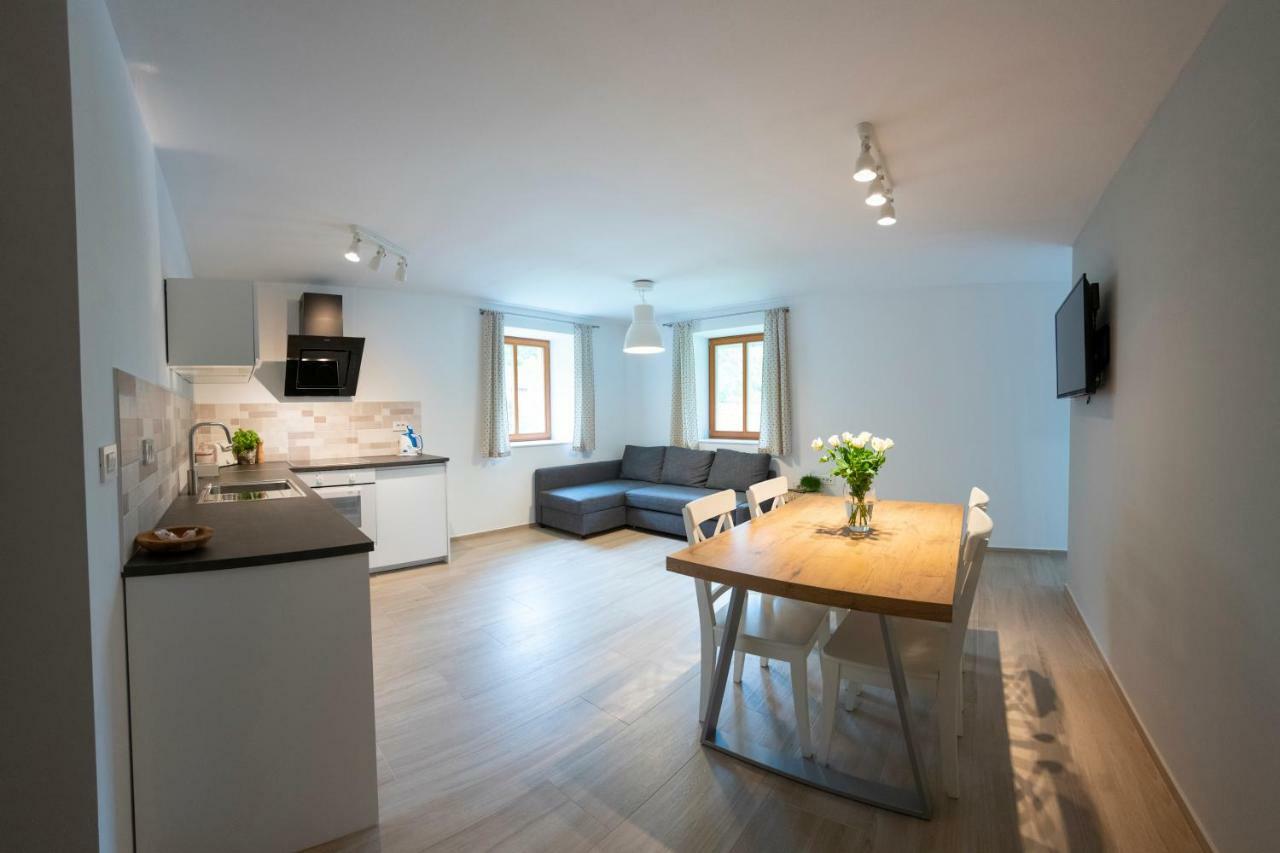 Apartamento Hisa Urska Log pod Mangartom Exterior foto