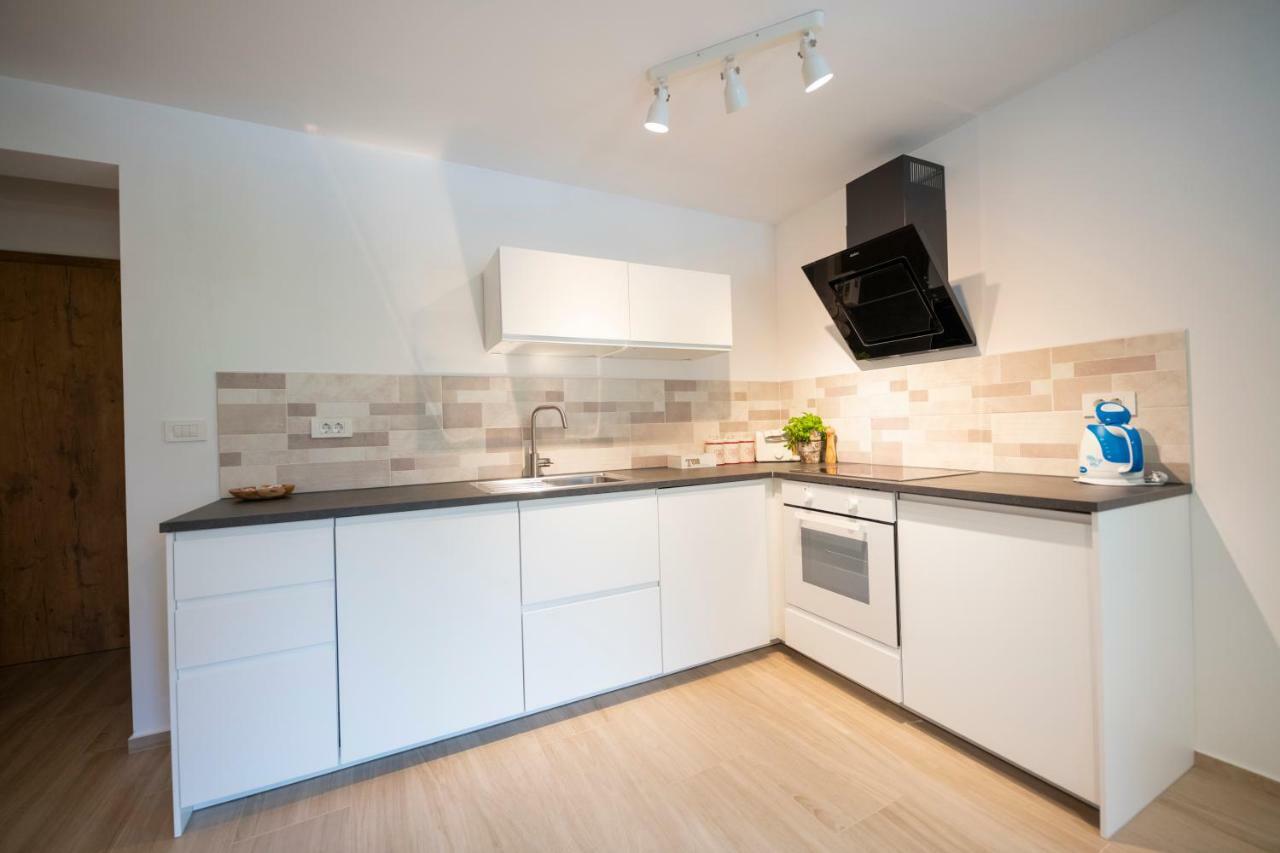Apartamento Hisa Urska Log pod Mangartom Exterior foto
